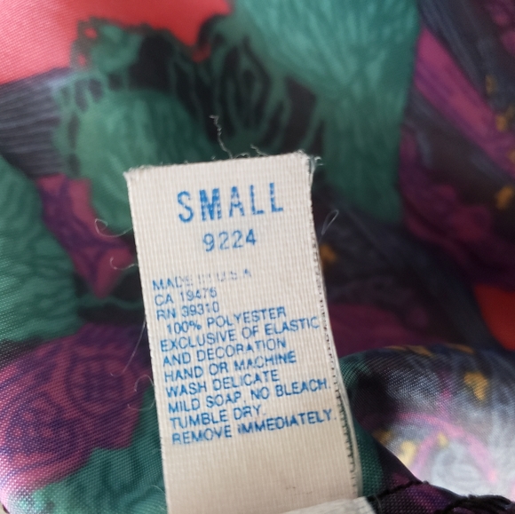 VINTAGE Slip - Picture 6 of 7